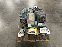 Sew-eurodrive - partij elektromotoren & tandwielkasten / reductoren - afbeelding 1 van  9