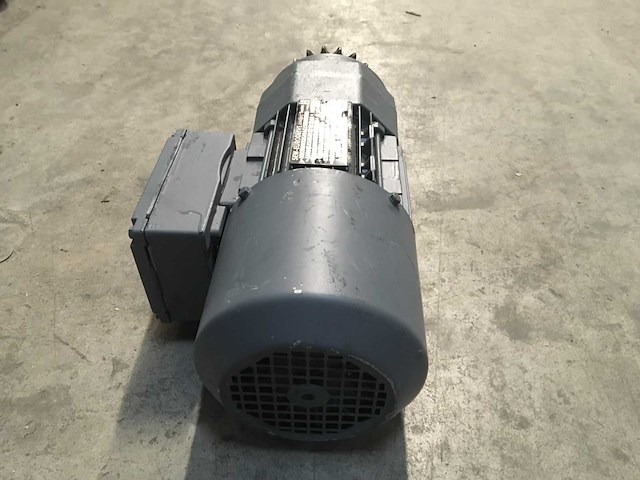 Sew-eurodrive - r32 dt71d4bmg/z - tandwielmotor - afbeelding 3 van  5