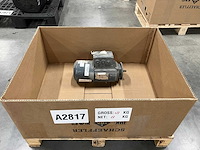 Sew-eurodrive - r37 dt80k4bmg - elektromotor 1x - afbeelding 1 van  3
