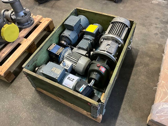 Sew eurodrive elektromotor (5x) - afbeelding 1 van  6