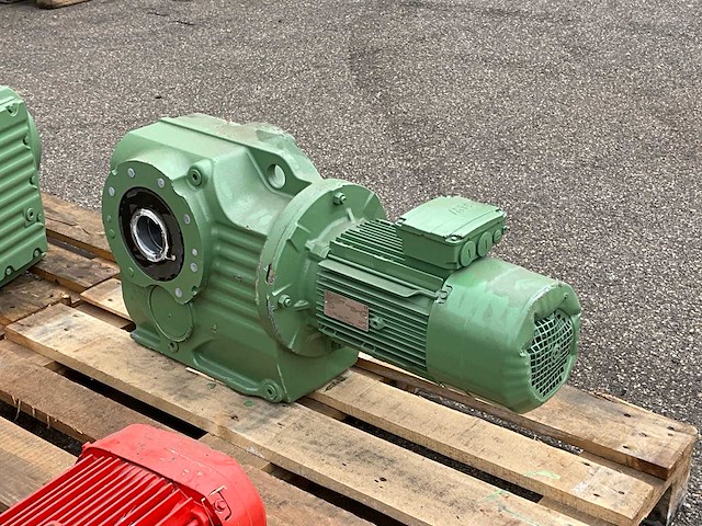 Sew eurodrive elektromotor + reductorkast - afbeelding 2 van  6