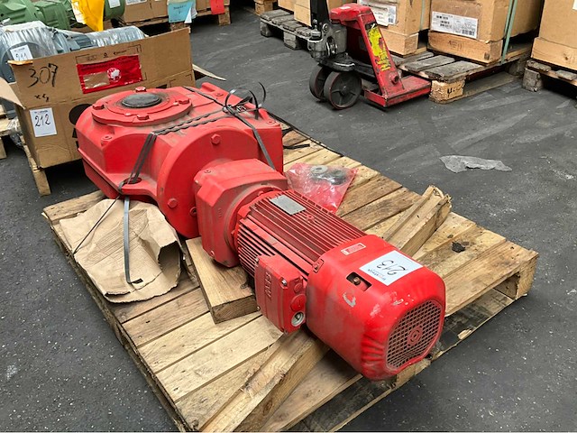 Sew eurodrive elektromotor + reductorkast - afbeelding 1 van  4