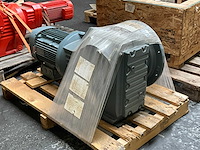 Sew eurodrive elektromotor + reductorkast - afbeelding 3 van  4