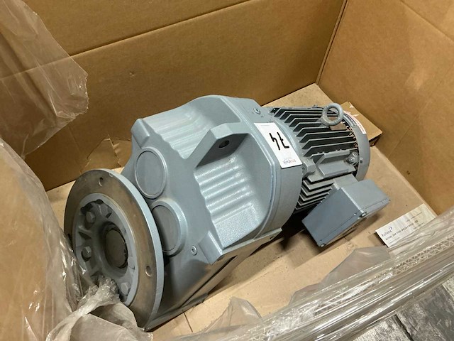 Sew eurodrive faf87dv motorreductor - afbeelding 1 van  6