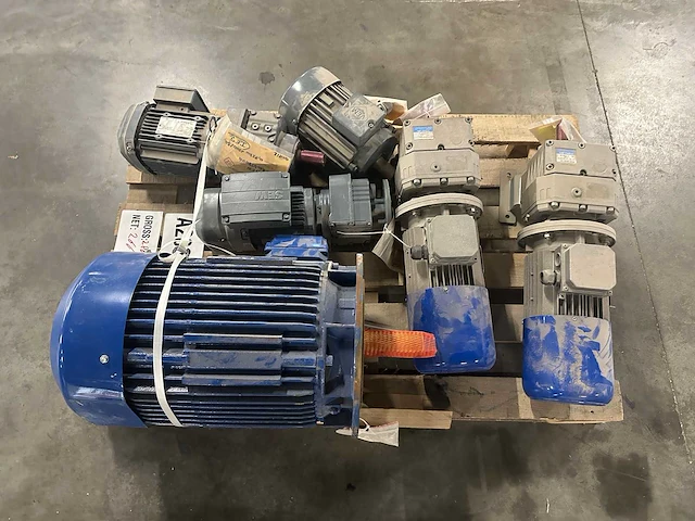 Sew eurodrive, hydro-mec - partij diverse elektromotoren - afbeelding 2 van  7
