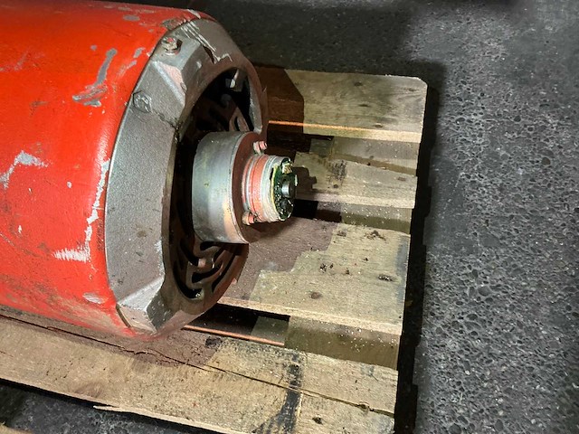 Sew eurodrive ka97….. elektromotor met vertragingskast - afbeelding 5 van  8