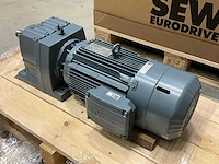 Sew-eurodrive r67 drn100l4/be5/tf/ri 3kw reductiemotor