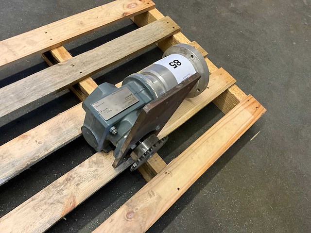 Sew-eurodrive sf37/a reduceer - afbeelding 1 van  4