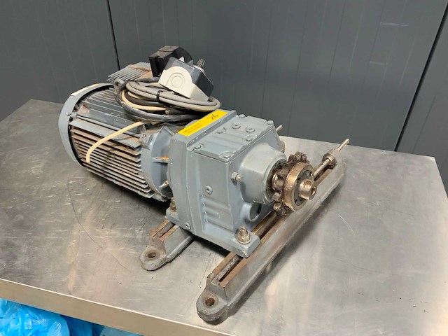 Sew r47 elektromotor - afbeelding 2 van  5