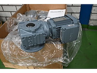 Sew saf47 drn71m4 elektromotor - ongebruikt (5x) - afbeelding 1 van  5