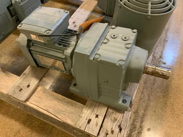 Sew, varvel diverse elektromotoren - afbeelding 2 van  8