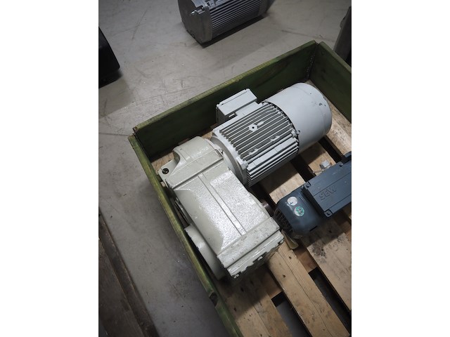 Sew / vem - afbeelding 8 van  8