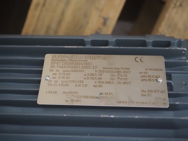 Sew - afbeelding 3 van  11