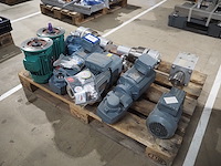 Sew - afbeelding 6 van  13