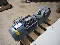 Sew - afbeelding 1 van  6