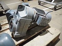 Sew - afbeelding 4 van  13