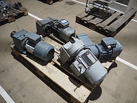 Sew - afbeelding 1 van  13