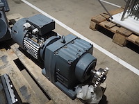 Sew - afbeelding 9 van  13