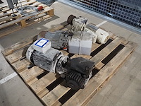 Sew - afbeelding 2 van  9