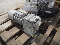 Sew - afbeelding 5 van  9