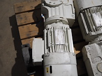 Sew - afbeelding 5 van  8