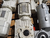 Sew - afbeelding 6 van  8