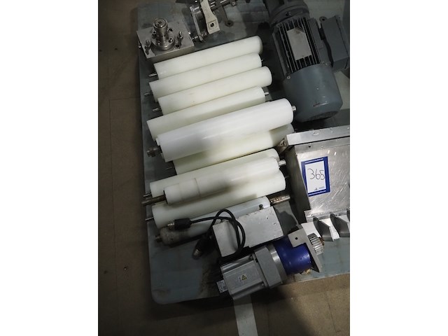 Sew - afbeelding 7 van  10