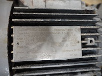 Sew - afbeelding 7 van  10