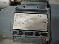 Sew - afbeelding 6 van  9
