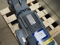 Sew - afbeelding 1 van  6