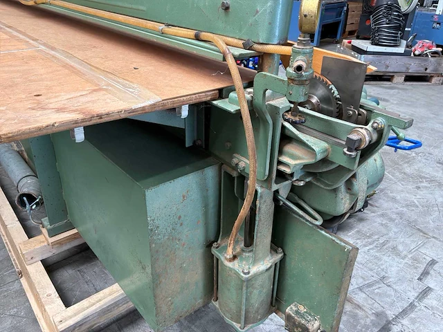 Sf scheer fm3 fineer zaagmachine - afbeelding 5 van  6