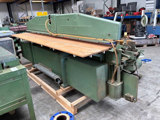 Sf scheer fm3 fineer zaagmachine - afbeelding 1 van  1