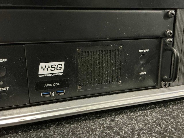 Sg waves lv1 digitale mengtafel met stageboxen - afbeelding 11 van  15