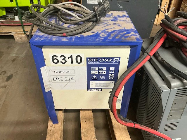 Sgte cpax acculader - afbeelding 1 van  4