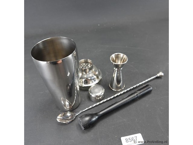 Shaker met toebehoren - afbeelding 3 van  5