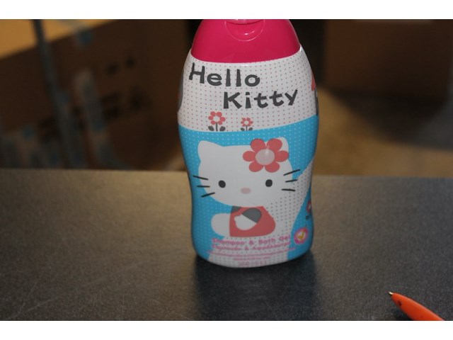 Shampoo hello kitty 8x in krat h - afbeelding 3 van  3