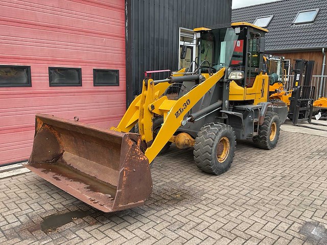 Shan zl30 shovel / wiellader - afbeelding 1 van  13