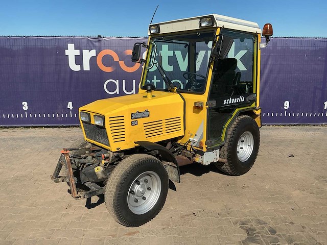 Shanzlin - 304 - 4wd -smalspoor- en compacttractor - afbeelding 1 van  12