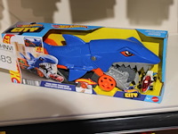Shark champ transporter hotwheels. - afbeelding 1 van  2