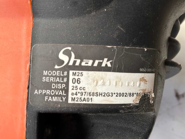Shark m25 benzine trimmer - afbeelding 1 van  4