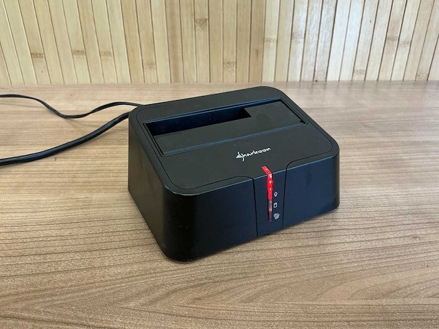 Sharkoon | quickport xt | dockingstation | sata usb 3.0 - afbeelding 1 van  6
