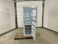 Sharp - koelvriescombinatie - afbeelding 1 van  7