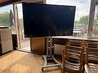 Sharp - lc-70le835e - 70 inch beeldscherm op verrijdbare standaard