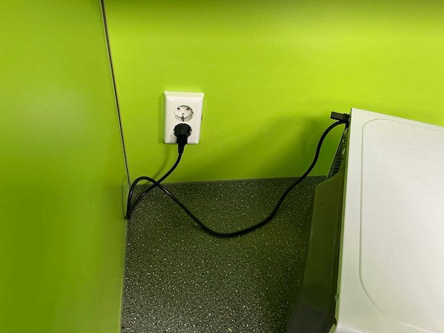 Sharp - r-242w - magnetron - afbeelding 7 van  8