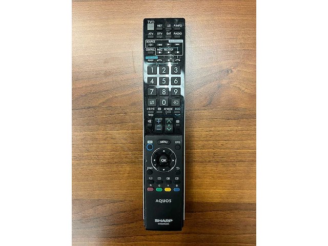 Sharp aquos - 60" monitor met muurbeugel - afbeelding 6 van  14