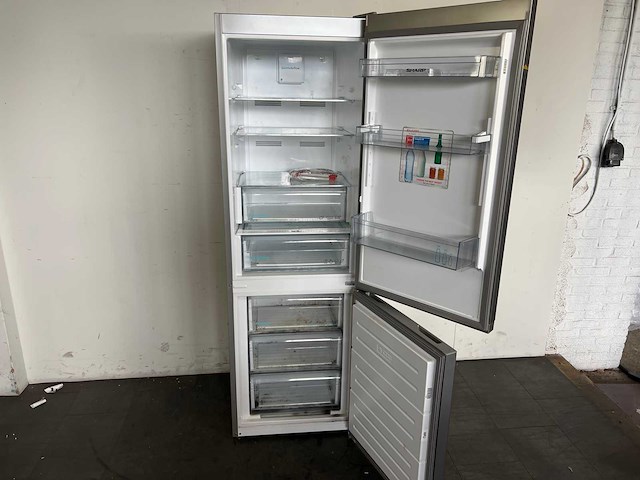 Sharp koelvriescombi sjba10dmxlceu - afbeelding 2 van  4