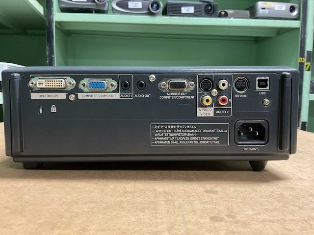 Sharp pg-f312x projector - afbeelding 3 van  4