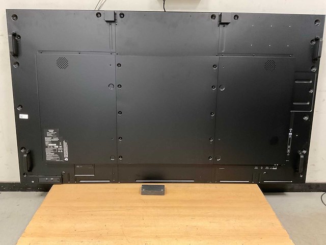 Sharp (pn-hw751) 75”, 3840x2160 (uhd) tft-lcd - monitor - afbeelding 4 van  7