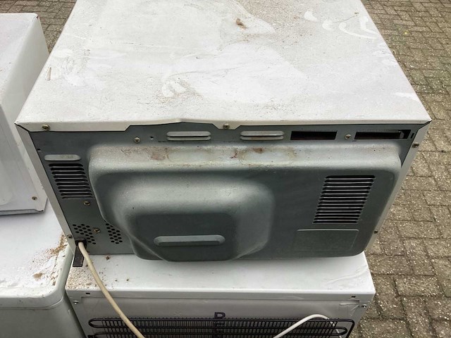 Sharp r-961 combimagnetron - afbeelding 7 van  7