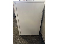 Sharp sjud135t2weu tafelmodel koelkast energie label d 135liter direct cooling wit - afbeelding 3 van  7